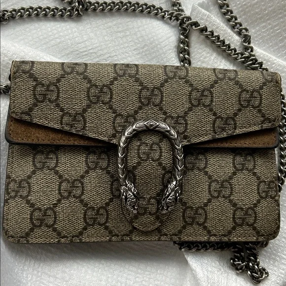 Gucci Dionysus GG Supreme Super Mini Bag in Canvas - Picture 3 of 16